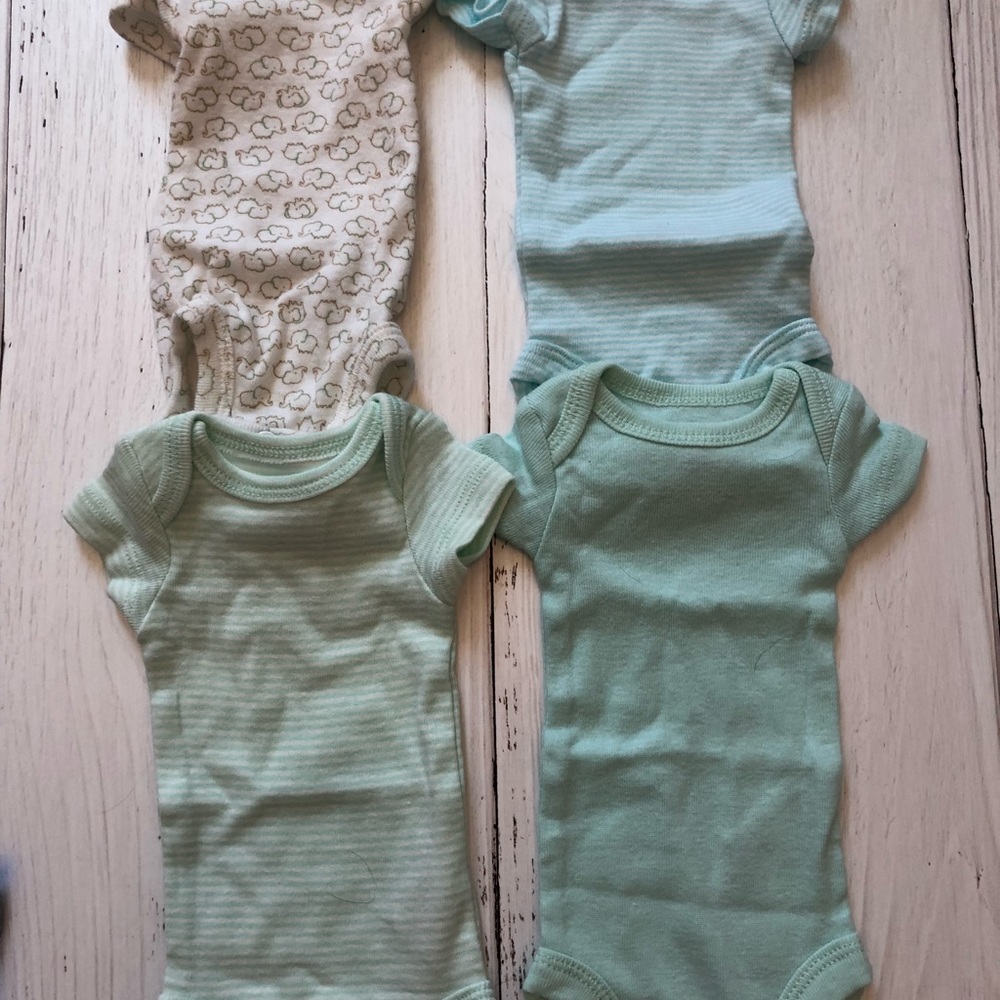 GIRLS PREEMIE BODYSUIT BUNDLE